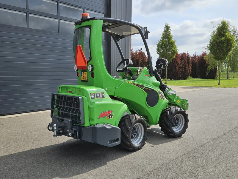 Avant E6 Mini-shovel - Compact track loader: picture 4 Avant E6 Mini-shovel - Compact track loader: picture 4