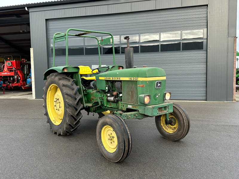 Farm tractor John Deere 1630 2-wd: picture 1