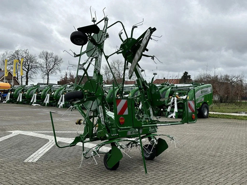 McHale Propel M6-770 - Tedder/ Rake: picture 5 McHale Propel M6-770 - Tedder/ Rake: picture 5