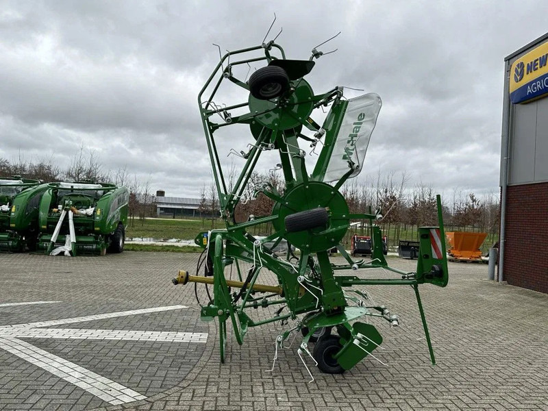 McHale Propel M6-770 - Tedder/ Rake: picture 4 McHale Propel M6-770 - Tedder/ Rake: picture 4