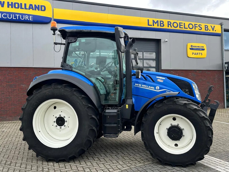 New Holland T5.140 Autocommand - Farm tractor: picture 3 New Holland T5.140 Autocommand - Farm tractor: picture 3