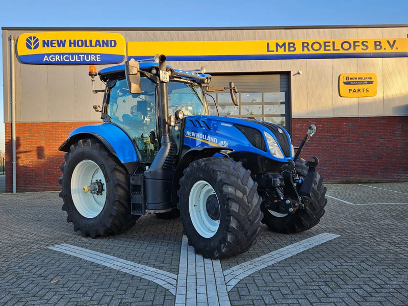 New Holland T6.175 Dynamic command - Farm tractor: picture 1 New Holland T6.175 Dynamic command - Farm tractor: picture 1