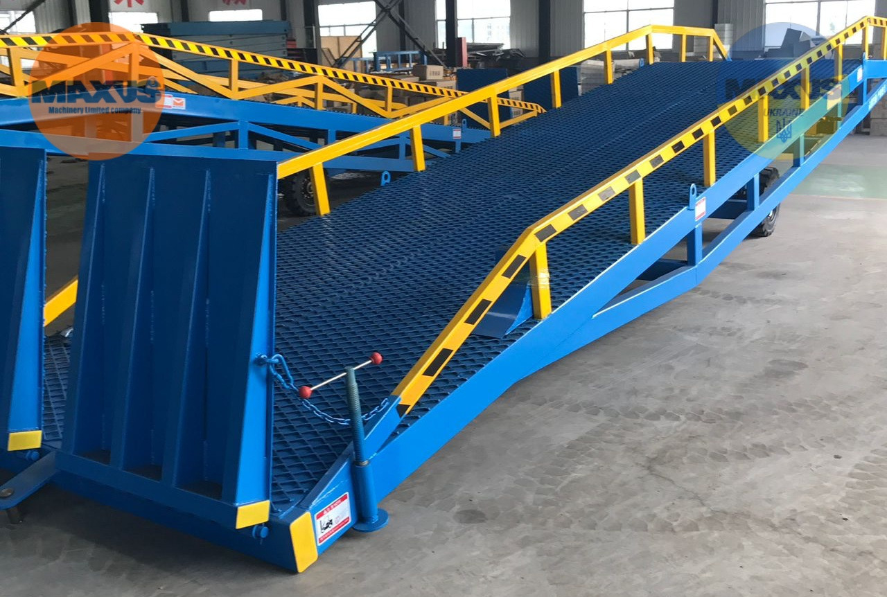 Maxus Rampă mobilă de încărcare nouă cu capacitate de 10 tone - Loading ramp: picture 2 Maxus Rampă mobilă de încărcare nouă cu capacitate de 10 tone - Loading ramp: picture 2