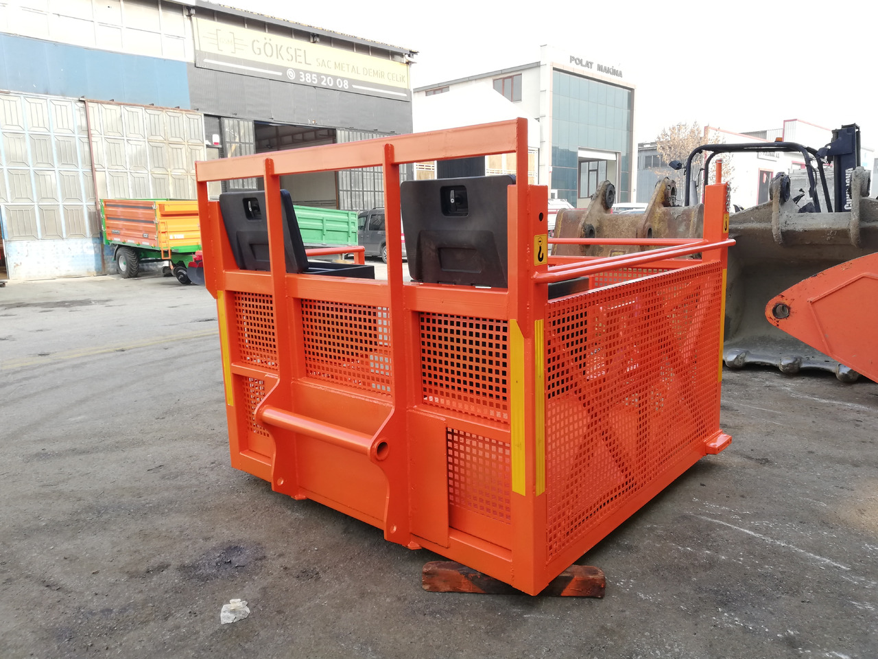 Manitou Basket attachment - Bucket for Demolition excavator: picture 3 Manitou Basket attachment - Bucket for Demolition excavator: picture 3