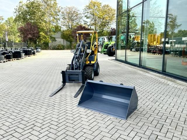 Lease a Eurotrac W11 Minishovel NEW! Eurotrac W11 Minishovel NEW!: picture 19