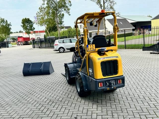 Lease a Eurotrac W11 Minishovel NEW! Eurotrac W11 Minishovel NEW!: picture 16