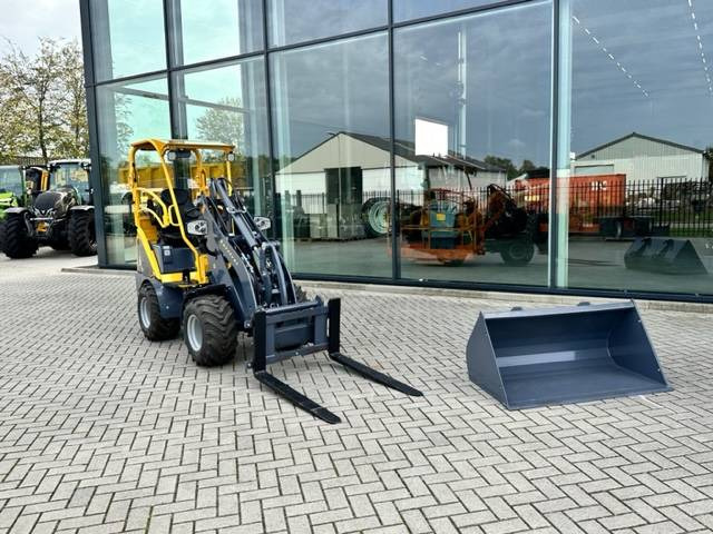 Lease a Eurotrac W11 Minishovel NEW! Eurotrac W11 Minishovel NEW!: picture 10
