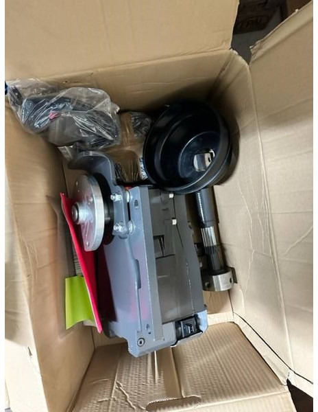 Fendt 400/700/800 frontaftakas, Frontpto Nieuw! - Spare parts for Agricultural machinery: picture 3 Fendt 400/700/800 frontaftakas, Frontpto Nieuw! - Spare parts for Agricultural machinery: picture 3