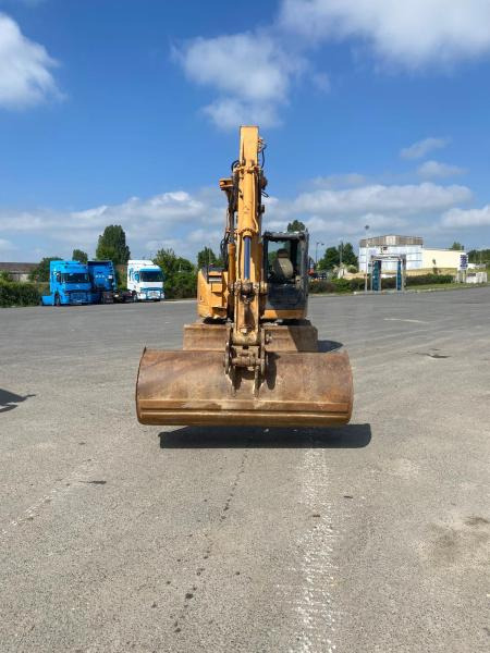 Crawler excavator Case CX135SR: picture 8