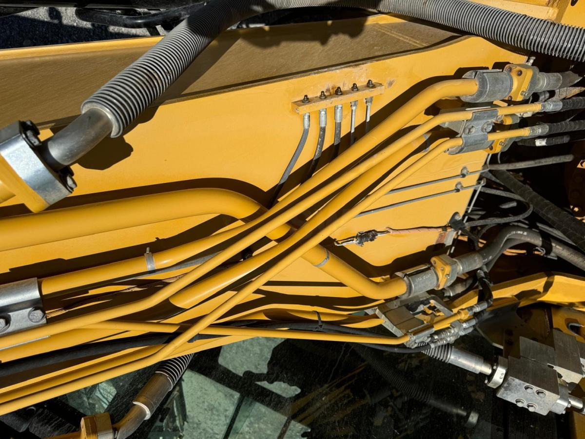 Crawler excavator Caterpillar 336EL ME: picture 14