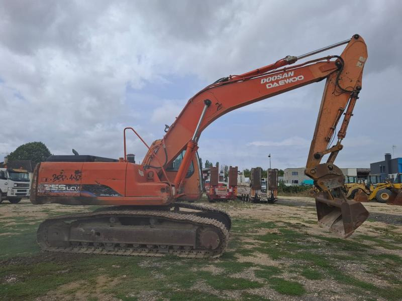 Doosan SOLAR 255LC-V - Crawler excavator: picture 1 Doosan SOLAR 255LC-V - Crawler excavator: picture 1