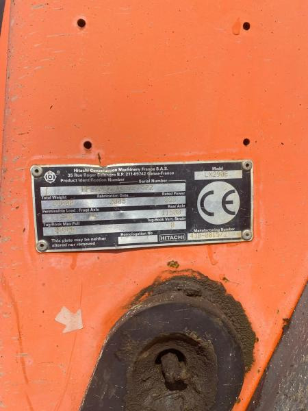 Wheel loader Hitachi LX290: picture 8