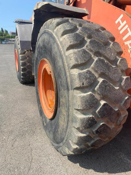 Wheel loader Hitachi LX290: picture 15