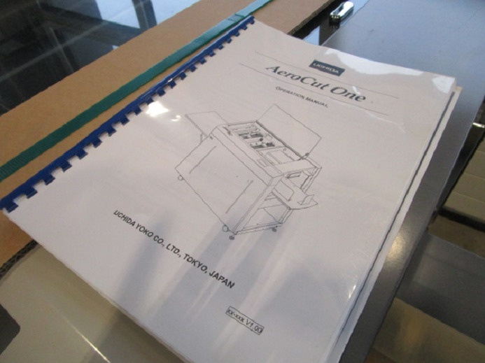 AUTOMATISCHES SCHNEIDSYSTEM UCHIDA AEROCUT ONE - Paper cutting machine: picture 5 AUTOMATISCHES SCHNEIDSYSTEM UCHIDA AEROCUT ONE - Paper cutting machine: picture 5