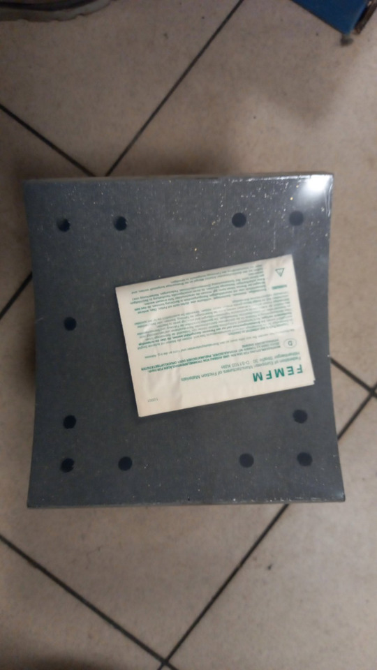 TRAILOR L200 - Brake shoes: picture 2 TRAILOR L200 - Brake shoes: picture 2