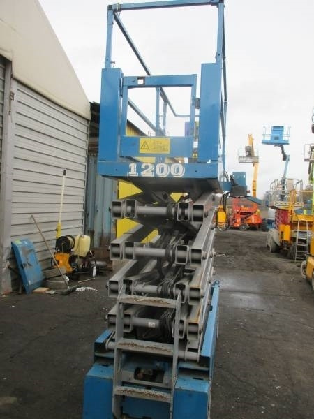 Genie GS 3232 - Scissor lift: picture 2 Genie GS 3232 - Scissor lift: picture 2