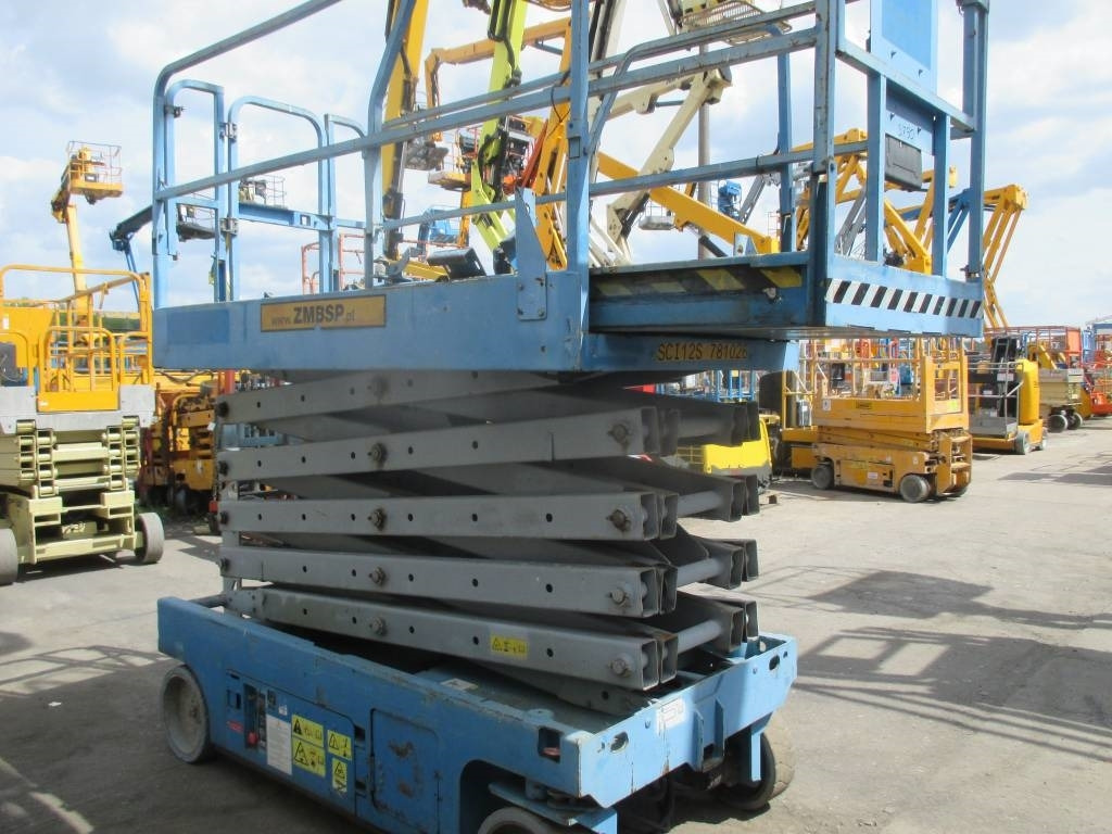 Genie GS 3246 - Scissor lift: picture 4 Genie GS 3246 - Scissor lift: picture 4
