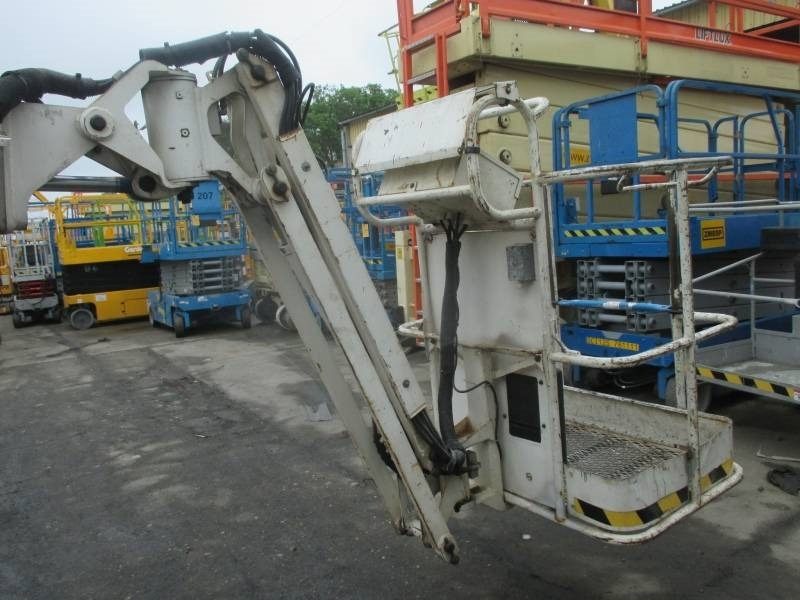 Articulated boom Genie Z 30: picture 8 Articulated boom Genie Z 30: picture 8