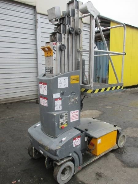 JLG Toucan Junior 8 - Vertical mast lift: picture 4 JLG Toucan Junior 8 - Vertical mast lift: picture 4