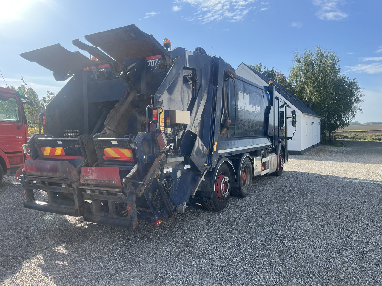 MERCEDES-BENZ 2630 2 camber - Garbage truck: picture 5 MERCEDES-BENZ 2630 2 camber - Garbage truck: picture 5