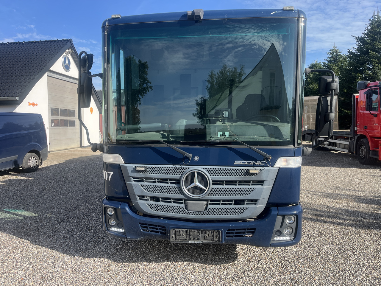 MERCEDES-BENZ 2630 2 camber - Garbage truck: picture 2 MERCEDES-BENZ 2630 2 camber - Garbage truck: picture 2