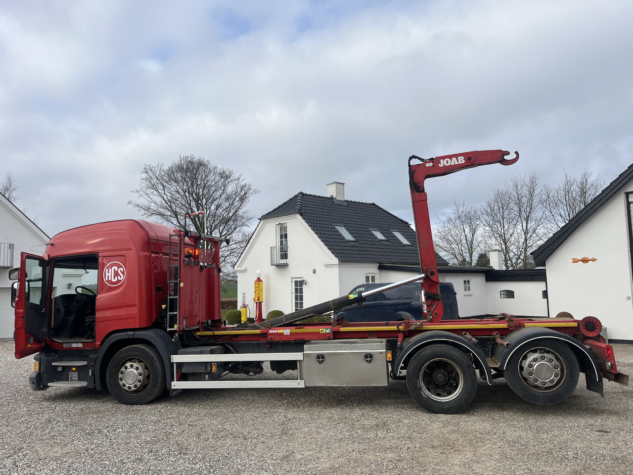 Scania P320 - Hook lift truck: picture 4 Scania P320 - Hook lift truck: picture 4