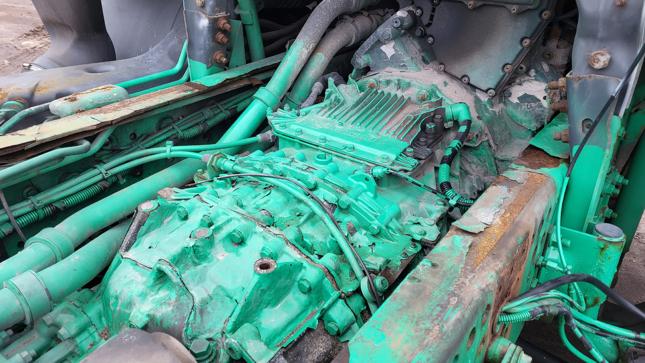 Truck IVECO MAGIRUS AT26 430: picture 8