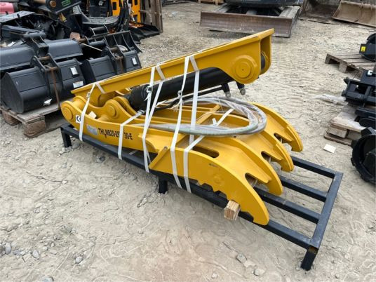 Pouce hydraulique pour pelle 18T - 24T - Attachment for Construction machinery: picture 2 Pouce hydraulique pour pelle 18T - 24T - Attachment for Construction machinery: picture 2