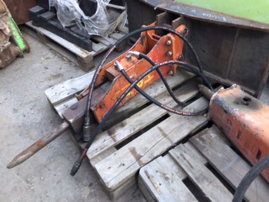 BRH / marteau hydraulique pour BOBCAT - Hydraulic hammer: picture 3 BRH / marteau hydraulique pour BOBCAT - Hydraulic hammer: picture 3