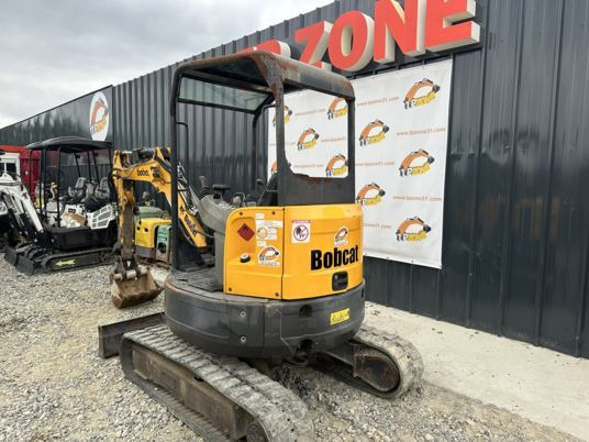 Mini excavator Bobcat E26 à 18900 € HT: picture 6