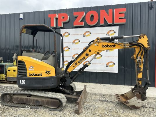 Mini excavator Bobcat E26 à 18900 € HT: picture 9