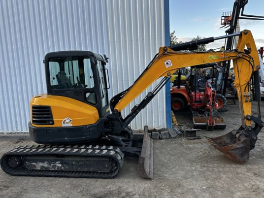 Bobcat E50 - Mini excavator: picture 1 Bobcat E50 - Mini excavator: picture 1
