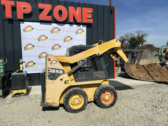 Gehl 3840 - Skid steer loader: picture 3 Gehl 3840 - Skid steer loader: picture 3