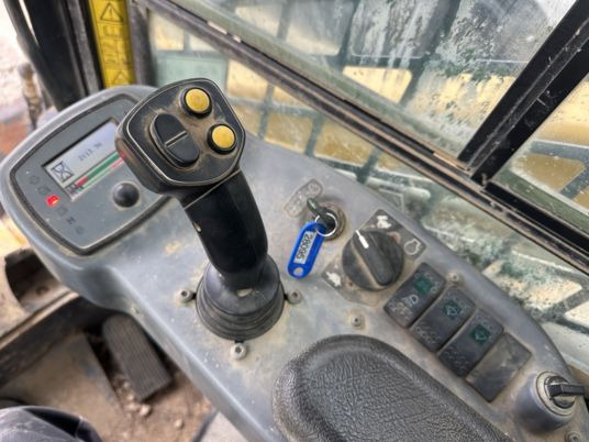 Compact track loader Gehl RT175 High Flow Joystick Clim à 29900 € HT: picture 7