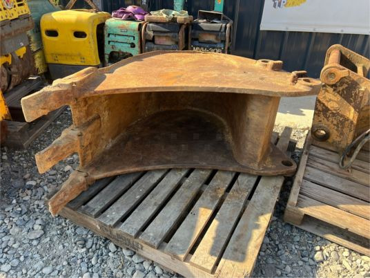 Godet de tranchée - sw48 - Bucket: picture 1 Godet de tranchée - sw48 - Bucket: picture 1