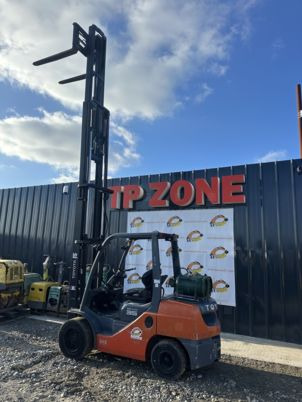 LPG forklift Toyota Tonero 35 à 19900 Euros HT: picture 6