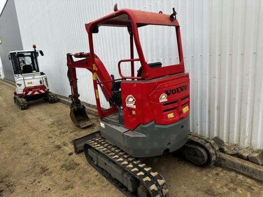 Volvo ECR25D Canopy - Mini excavator: picture 2 Volvo ECR25D Canopy - Mini excavator: picture 2
