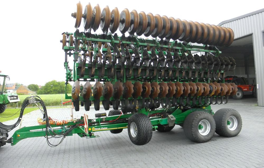 Great Plains Simba X-Prees 10  Stan Bardzo Dobry, 2014 Rok, Nie Malowana - Soil tillage equipment: picture 2 Great Plains Simba X-Prees 10  Stan Bardzo Dobry, 2014 Rok, Nie Malowana - Soil tillage equipment: picture 2