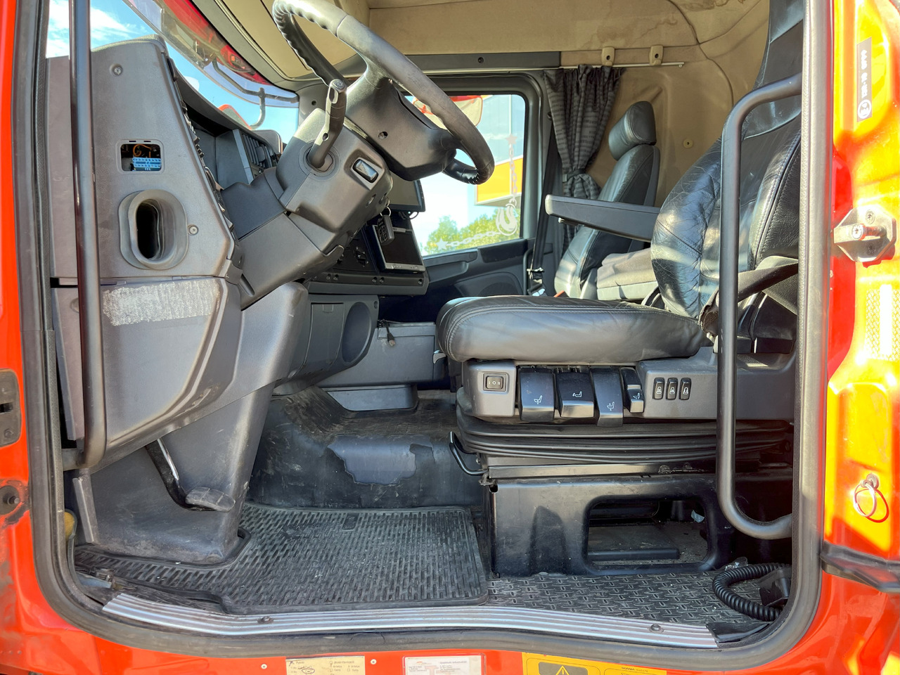 Lease a SCANIA R420 6x2 + CRANE FASSI 23TM PLATFORM 7720 SCANIA R420 6x2 + CRANE FASSI 23TM PLATFORM 7720: picture 16