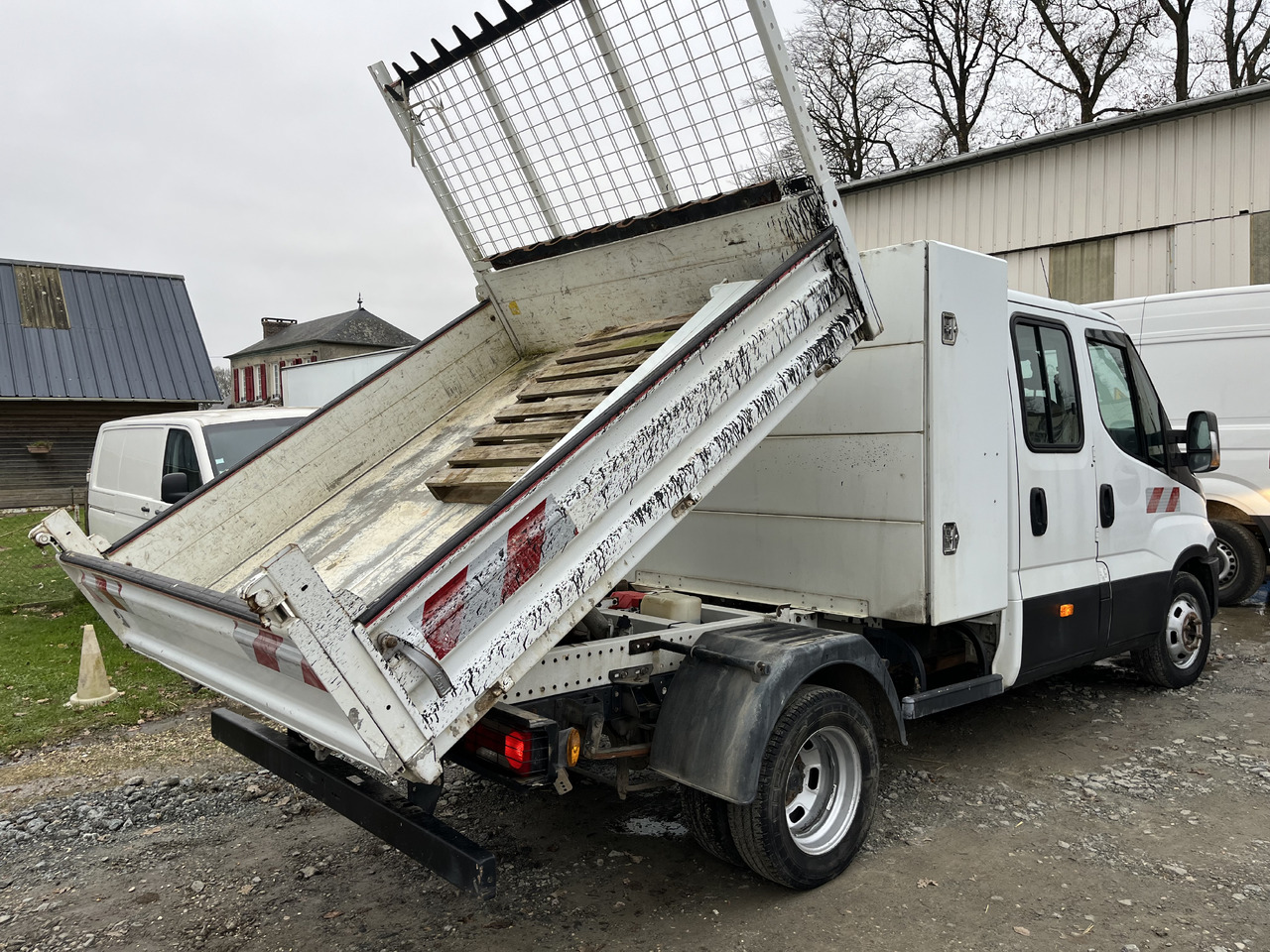 Tipper van Iveco Daily 35-170: picture 13