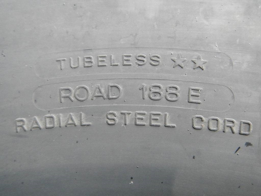 Michelin 23.5R25 XL B - USED AA - Tire for Construction machinery: picture 5 Michelin 23.5R25 XL B - USED AA - Tire for Construction machinery: picture 5