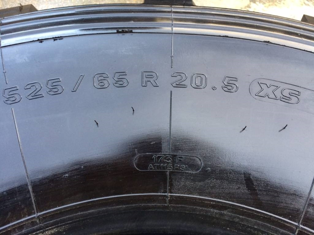 Michelin 525/65R20.5 XS - USED NN 95% - Tire for Agricultural machinery: picture 5 Michelin 525/65R20.5 XS - USED NN 95% - Tire for Agricultural machinery: picture 5