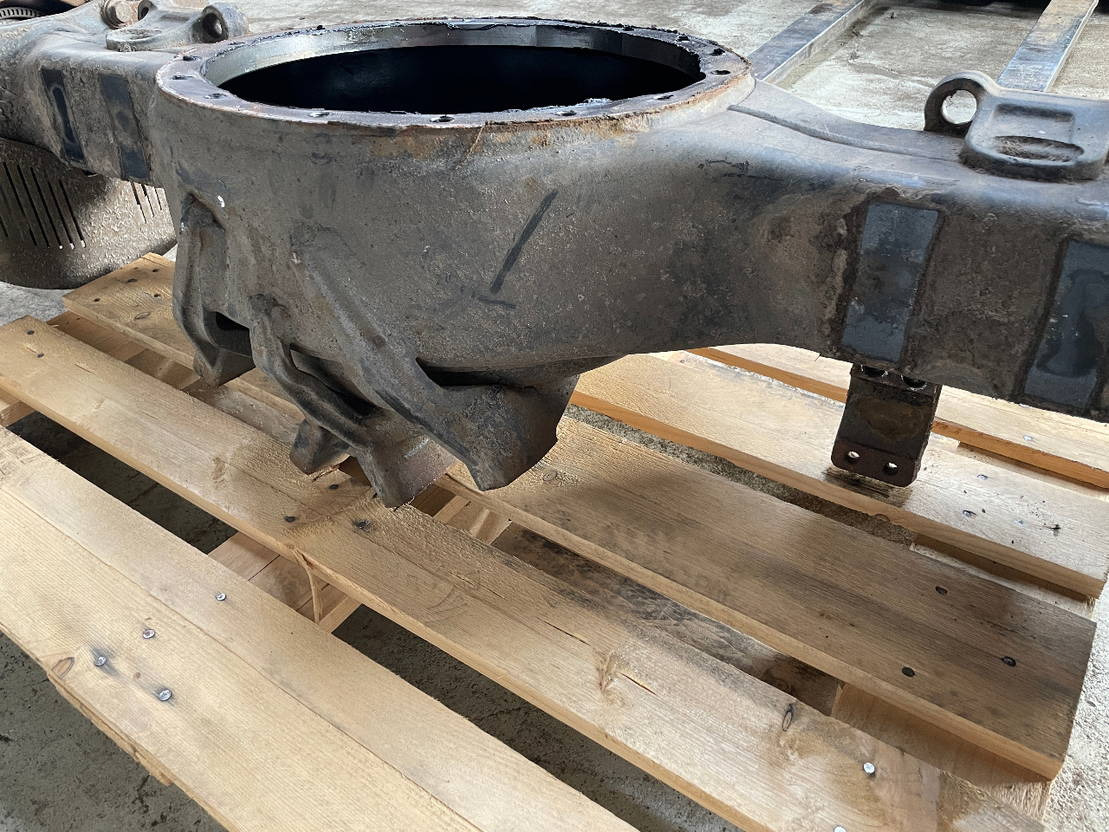Mercedes-Benz Hinterachse Citaro LE A6283508801 HO6 Mercedes Achskörper H 06 - Rear axle for Bus: picture 3 Mercedes-Benz Hinterachse Citaro LE A6283508801 HO6 Mercedes Achskörper H 06 - Rear axle for Bus: picture 3