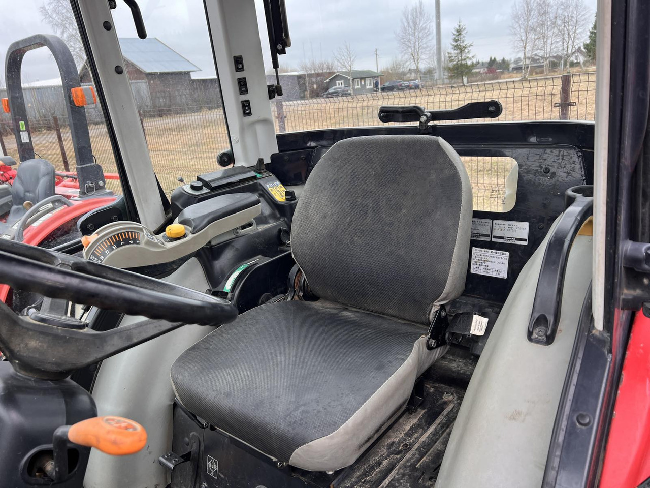 Yanmar EG334 - Compact tractor: picture 3 Yanmar EG334 - Compact tractor: picture 3