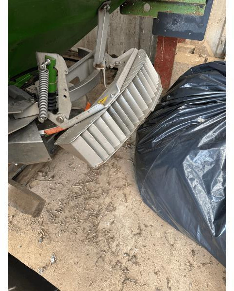 AMAZONE NOVIX - Fertilizer spreader: picture 5 AMAZONE NOVIX - Fertilizer spreader: picture 5