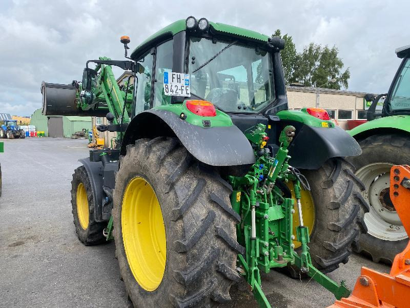 JOHN DEERE 6110M - Farm tractor: picture 4 JOHN DEERE 6110M - Farm tractor: picture 4