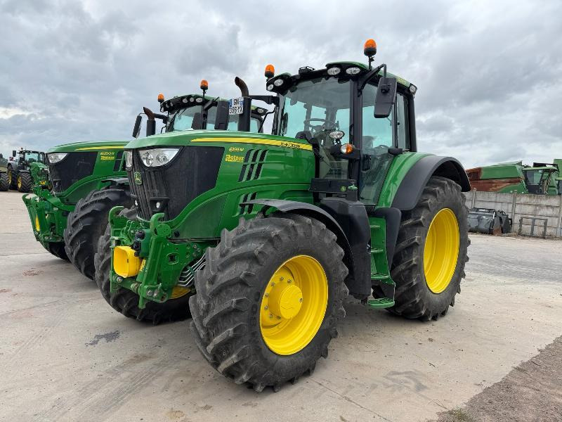 JOHN DEERE 6195M - Farm tractor: picture 1 JOHN DEERE 6195M - Farm tractor: picture 1