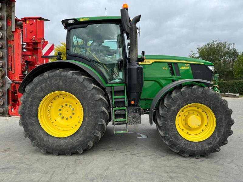 JOHN DEERE 6R250 - Farm tractor: picture 3 JOHN DEERE 6R250 - Farm tractor: picture 3