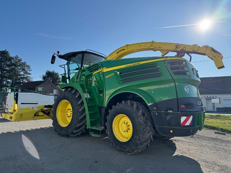Forage harvester JOHN DEERE 8500: picture 8