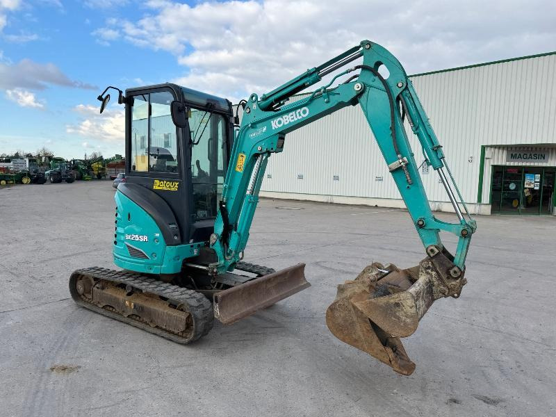 Mini excavator KOBELCO SK 25 SR-6E: picture 6